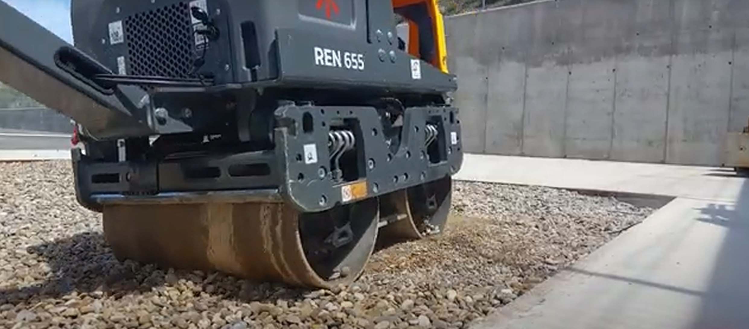 Walec wibracyjny Enar REN 655